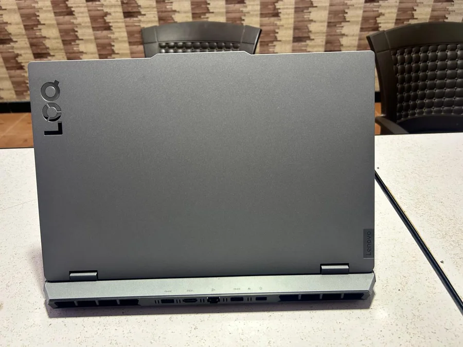 Lenovo LOQ 15AHP10 Gaming Laptop (Brand New) Processor: AMD Ryzen 7 250H RAM: 16GB DDR5 Storage: 512GB SSD Graphics: Nvidia RTX 5060 8GB Display: FHD Screen - 144Hz Refresh Rate Keyboard: Backlit Keyboard Condition: Brand New (Inactive) Accessories: Original Charger & Box