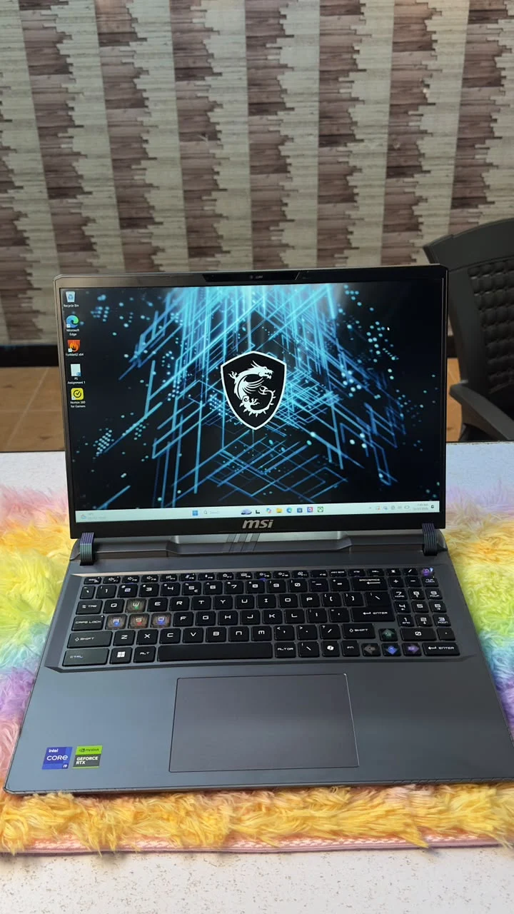 MSI Vector 16 HX | Intel Core i9-13980HX (24 Cores / 32 Threads) | RTX 4080 12GB | 16GB DDR5 RAM | 512GB NVMe SSD | 16" WUXGA 144Hz | RGB Backlit Keyboard | Condition 10/10 | Original Charger