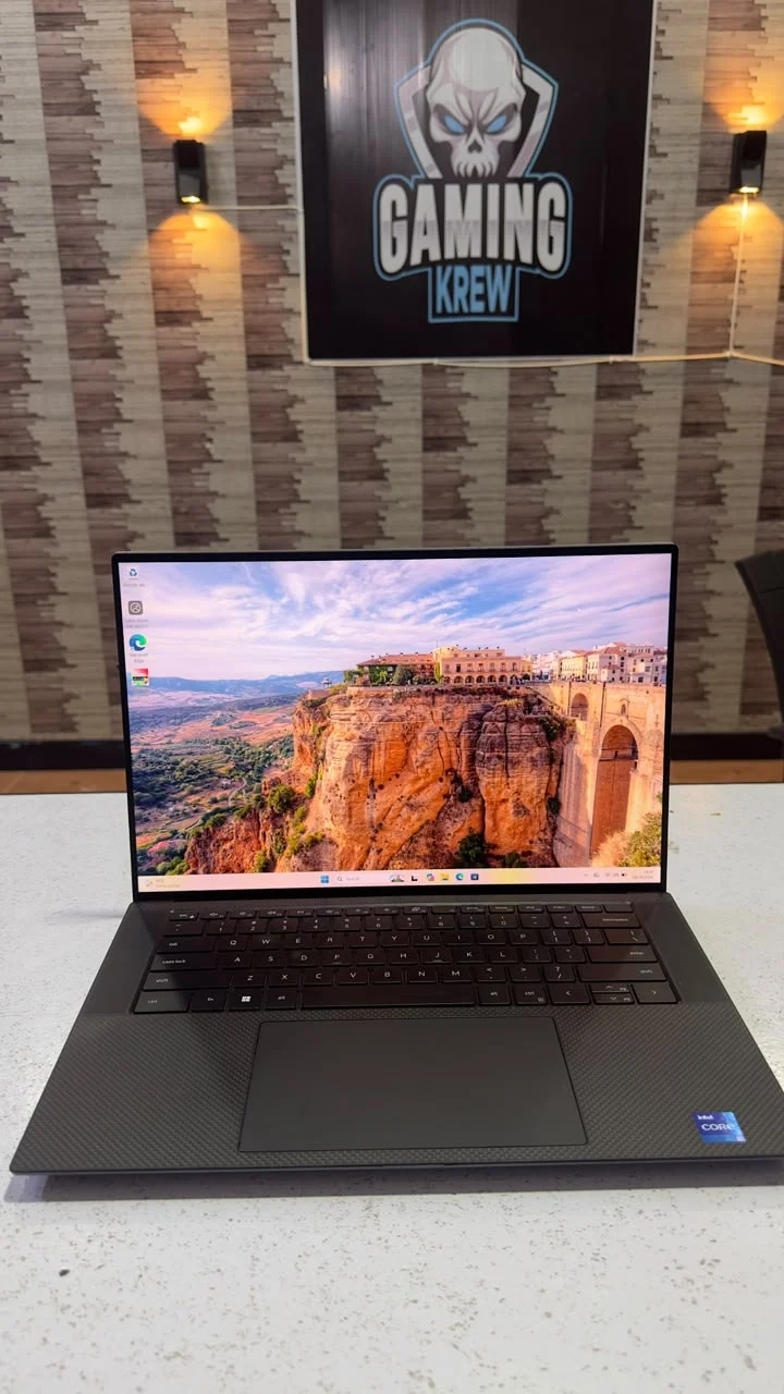 Dell Precision 5570 | Intel Core i7-12800H (14 Cores / 20 Threads) | RTX A1000 4GB | 32GB DDR5 4800MHz | 512GB NVMe SSD | 15.6" 4K UHD+ | Backlit Keyboard | Condition 10/10 | Original Charger