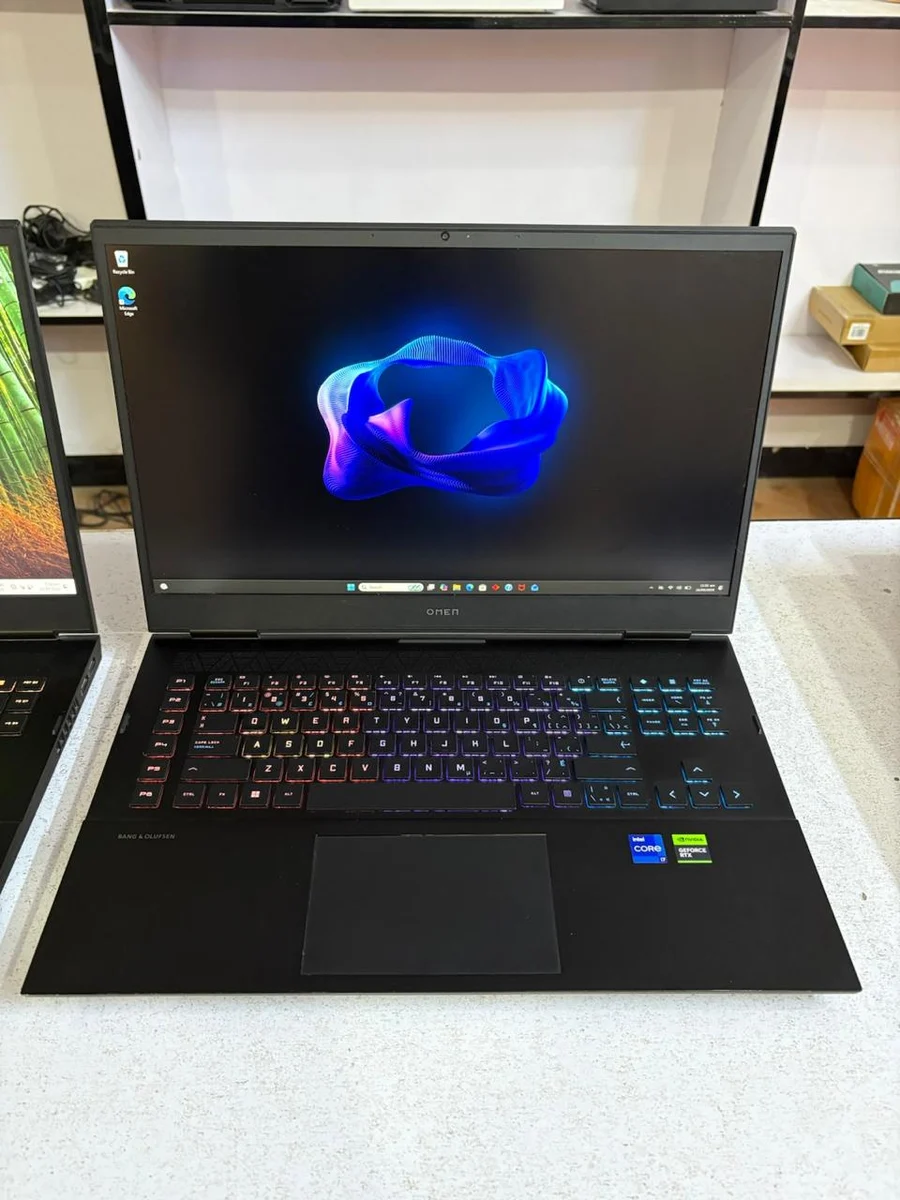 HP OMEN 17 | NVIDIA RTX 4060 8GB 140W | Intel Core i7-13000HX 13th Gen | 16GB DDR5 | 512GB NVMe SSD | FHD 144Hz Display | RGB Optical Keyboard | Original 330W Charger