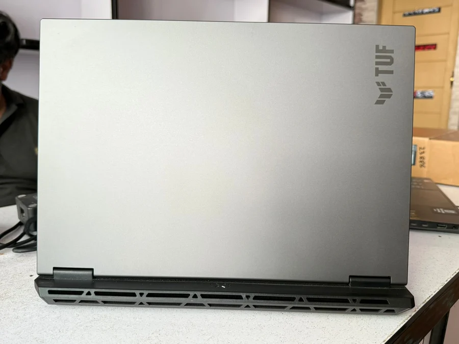 Asus Tuf A16 Gaming Laptop Processor: AMD Ryzen 7 260W ( 15Th Generation ) 16Gb DDR5 Ram (5600MT/s) 512Gb SSD 8Gb NPU Nvidia RTX 5050 8Gb (Full power) 2K Screen with 165Hz Refresh Rate RGB Keyboard Original Charger